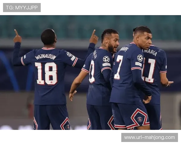 帕夫利季斯错失单刀机会表现低迷